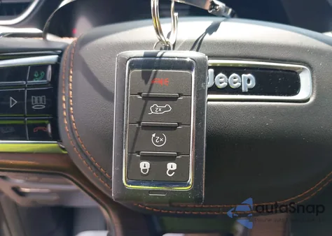 2024 Jeep Grand Cherokee Summit 4X4 from USA, damaged, VIN 1C4RJHEG0R8554713